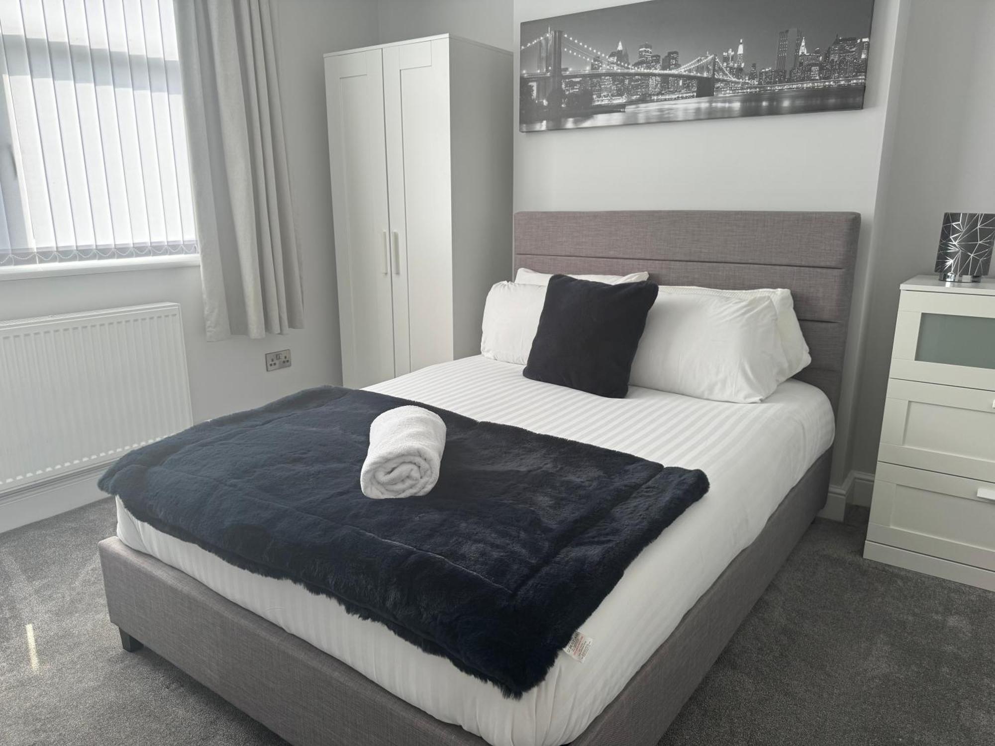 ホテル Lymm Living ワーリントン エクステリア 写真